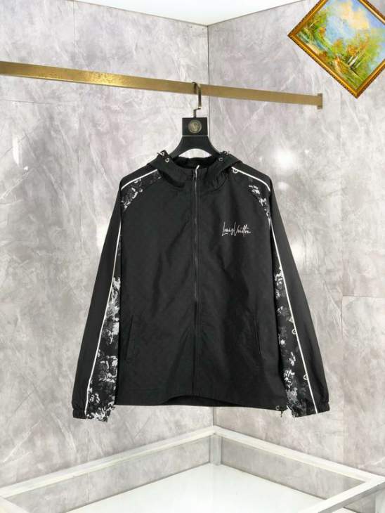 Picture of Louis Vuitton Jackets _SKULVM-3XL25tx24431990